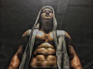 Transformasi Perut Buncit Jadi Six-Pack Secara Instan Berbiaya Rp 112 Juta Transformasi Perut Buncit Jadi Six-Pack Secara Instan Berbiaya Rp 112 Juta