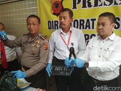 Polda Jabar Ciduk Komplotan Pencuri Modus Pecah Kaca Mobil