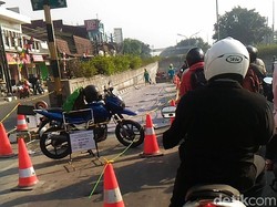 Ada Pengecoran di Underpass Pasar Minggu, Lalin ke Kalibata Padat