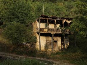 Potret Kawasan di Serbia yang Berubah Jadi Kota Hantu