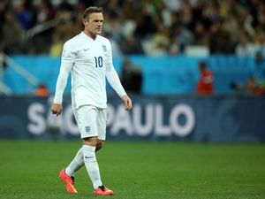 Defoe Bela Keputusan Rooney Pensiun dari Timnas