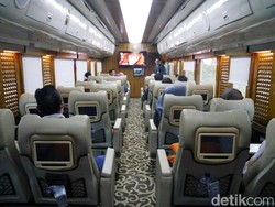 KA Wisata Priority dan Harapan untuk Jadi Kereta Wisata Sepenuhnya