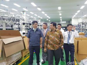 Korea akan Bangun Pabrik Bahan Sneakers Rp 330 M di Karawang Korea akan Bangun Pabrik Bahan Sneakers Rp 330 M di Karawang