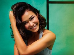 Keseruan Adinia Wirasti di Lokasi Syuting Susah Sinyal