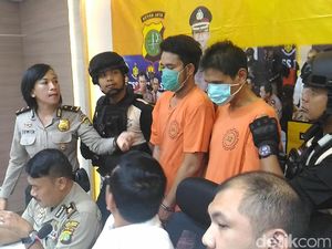 2 Pelaku Modus Pecah Kaca Ditangkap Polisi di Jaksel 2 Pelaku Modus Pecah Kaca Ditangkap Polisi di Jaksel