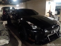 BPRD DKI Datangi Apartemen, Cek Mobil Mewah Nunggak Pajak