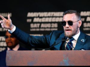McGregor Yakin Akan Habisi Mayweather di Ronde 1