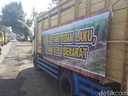 Petani Tebu di Malang Demo Tolak PPN 10 Persen