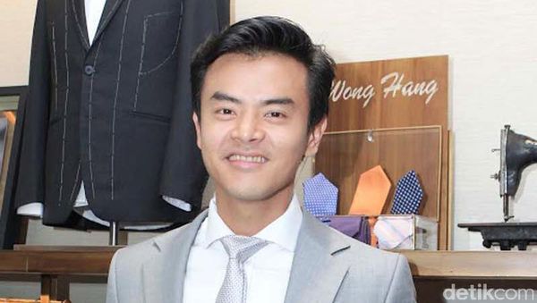 Sebentar Lagi Menikah, Dion Wiyoko Bikin Netizen Patah Hati