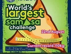 20 Muslim di London Berhasil Pecahkan Rekor  Samosa Terbesar di Dunia