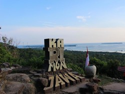 Karimunjawa Tak Cuma Indah di Pantainya