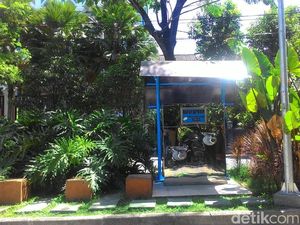 Kurang Diminati, Kran Air Siap Minum di Jambangan Berdebu