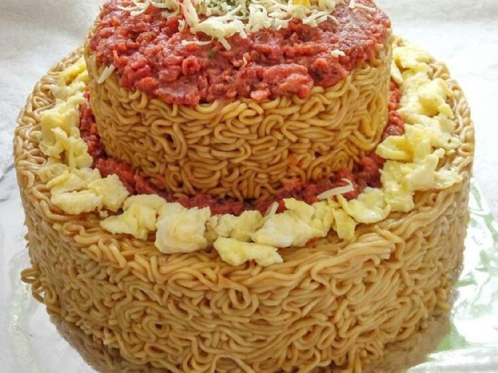 Mau Ulang Tahun? Pesan Saja Cake dari Mie Instan yang Murah dan Enak Ini Mau Ulang Tahun? Pesan Saja Cake dari Mie Instan yang Murah dan Enak Ini