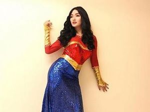 Lekuk Tubuh Zaskia Gotik, Jullie Estelle Makin Cantik Aja