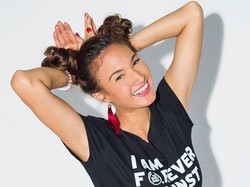 Cie! Dimas Anggara dan Nadine Chandrawinata Pamer Kemesraan