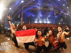 Beside Selesaikan Tugas Hentak Wacken Open Air di Jerman