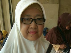 Cerita Jemaah First Travel yang Gelisah Paspornya Tak Kunjung Kembali