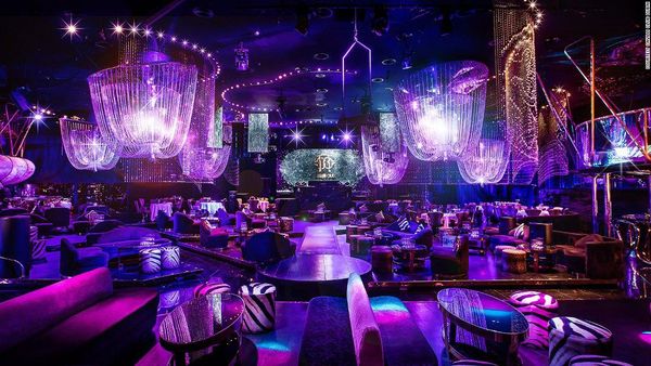 Intip Kemewahan 10 Resto di Dubai yang Dilengkapi DJ, Penari hingga Kristal Swarovski