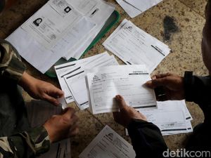 Korban First Travel Minta Paspor Dikembalikan