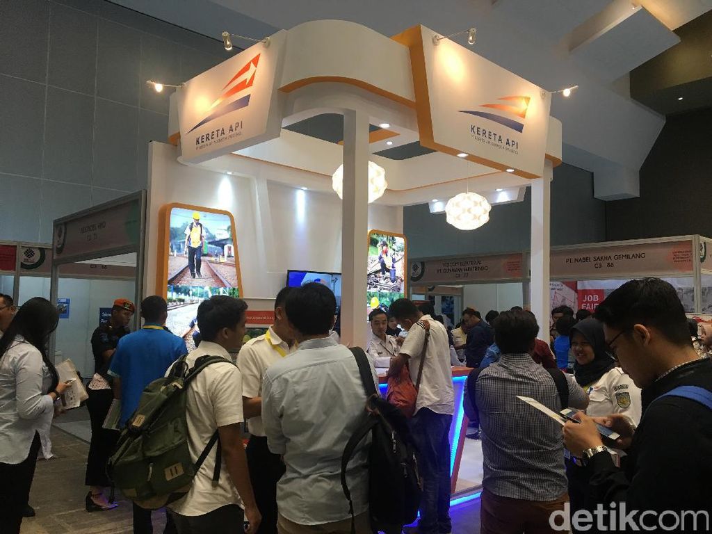 KAI Buka 250 Lowongan Masinis di 2017, Berapa Gajinya? KAI Buka 250 Lowongan Masinis di 2017, Berapa Gajinya?