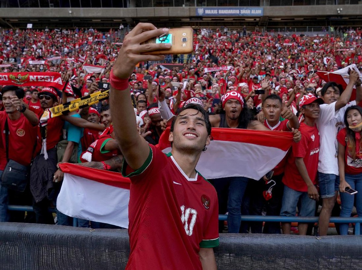 Pemain depan timnas Ezra Walian (Foto: Sigid Kurniawan/Antara)