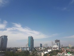 Angin Berembus Kencang di Jakarta dan Sekitarnya, Ada Apa?