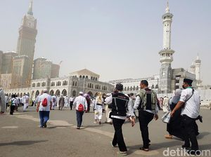 Kepadatan Jemaah Masjidil Haram di Jumat Terakhir sebelum Puncak Haji
