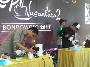 Puluhan Barista Bersaing Sajikan Kopi Terbaik di Bondowoso