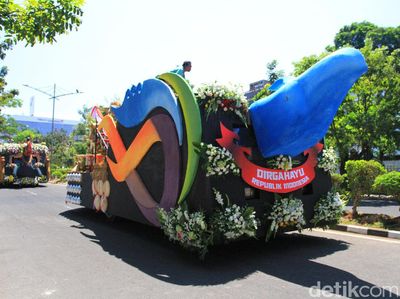 Keren, Ini Aneka Kendaraan Hias Karnaval Kemerdekaan di Bandung