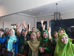 Dukung Gus Ipul, Muslimat Jatim Doakan Khofifah Jadi Cawapres Jokowi