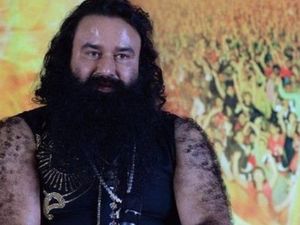 Guru Spiritual Populer India Dibui 10 Tahun Atas Pemerkosaan Guru Spiritual Populer India Dibui 10 Tahun Atas Pemerkosaan