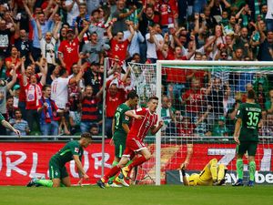 Dua Gol Lewandowski Menangkan Bayern di Kandang Bremen