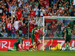 Dua Gol Lewandowski Menangkan Bayern di Kandang Bremen