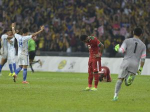 Garuda Muda Tertunduk di Kandang Harimau Garuda Muda Tertunduk di Kandang Harimau