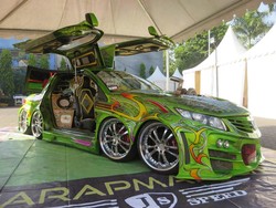 Honda Brio 8 Roda Jadi Juara di BlackAuto Battle