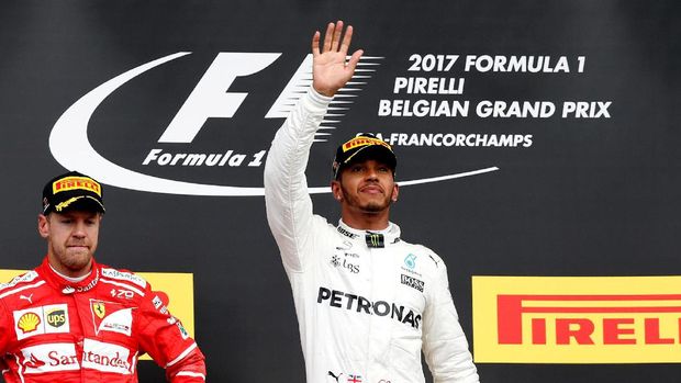 Sebastian Vettel harus bekerja keras mengejar Lewis Hamilton di balapan berikutnya.