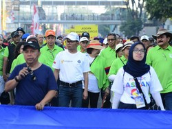 BNI Hadirkan Kartu Edisi Khusus di Parade HUT ke-50 ASEAN