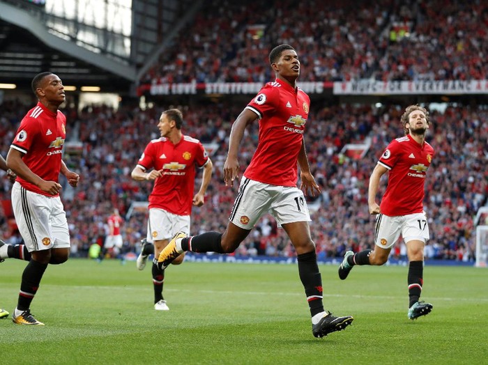 Rashford Akan Jadi Striker Terbaik