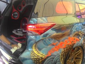 Toyota Kijang Innova Disulap Jadi Fortuner Baru