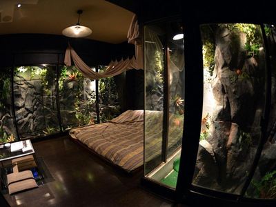 Foto: Love Hotel, Khusus Dewasa