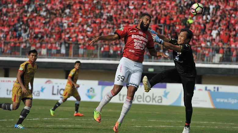 Comvalius Fokus ke Bali United, Belum Pikirkan Kans Jadi Topskorer Comvalius Fokus ke Bali United, Belum Pikirkan Kans Jadi Topskorer