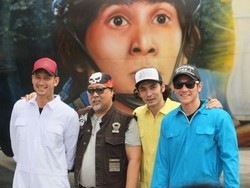 Nobar 5 Kota Hingga Poster di Pesawat, Warkop DKI Reborn Pecahkan Rekor MURI