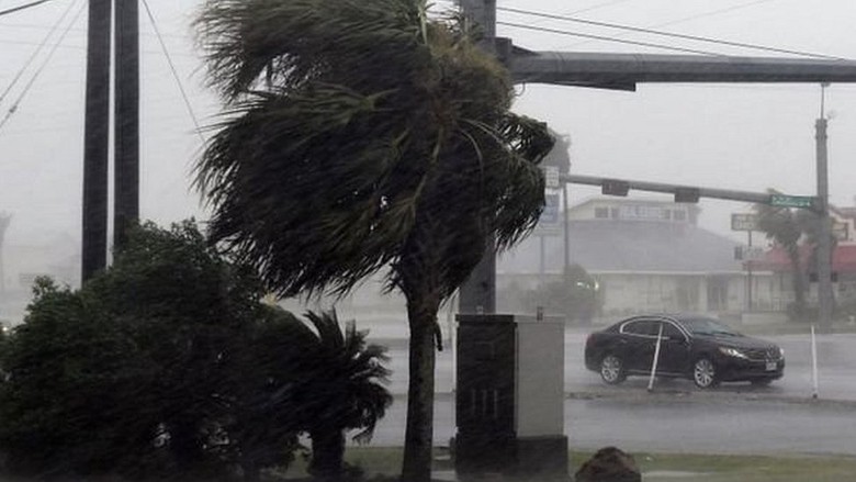 Badai Harvey Terjang Texas, Trump Umumkan Status Bencana Nasional