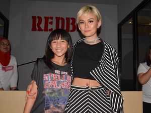 Mengintip Restoran Milik Agnez Mo Hingga Sarapan Mie Ayam Gerobakan yang Enak Mengintip Restoran Milik Agnez Mo Hingga Sarapan Mie Ayam Gerobakan yang Enak