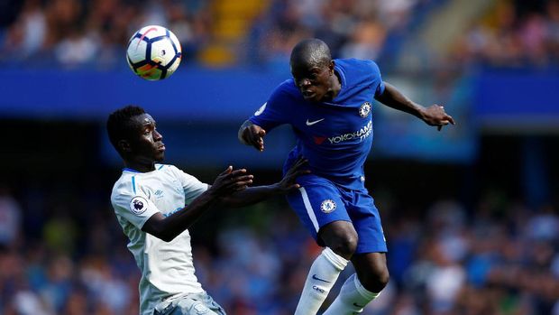 Chelsea Bekuk Everton 2-0