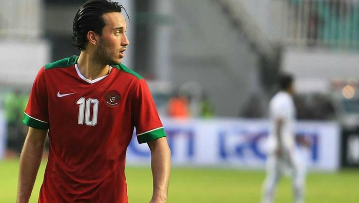 Dilarang FIFA, Ezra Walian Tidak Tampil di Kualifikasi Piala Asia U-23