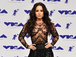 Dukungan Selebriti untuk Demi Lovato yang Dirawat karena Overdosis