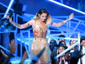 Pidato di MTV VMA 2017, Putri Michael Jackson Kecam Nazi