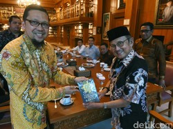 Sowan ke BJ Habibie, GMPG dapat Wejangan Jaga Citra Golkar