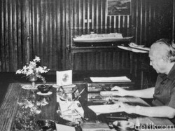 Kisah Soeharto Mengaku Salah Kepada Si Raja Intel Benny Moerdani